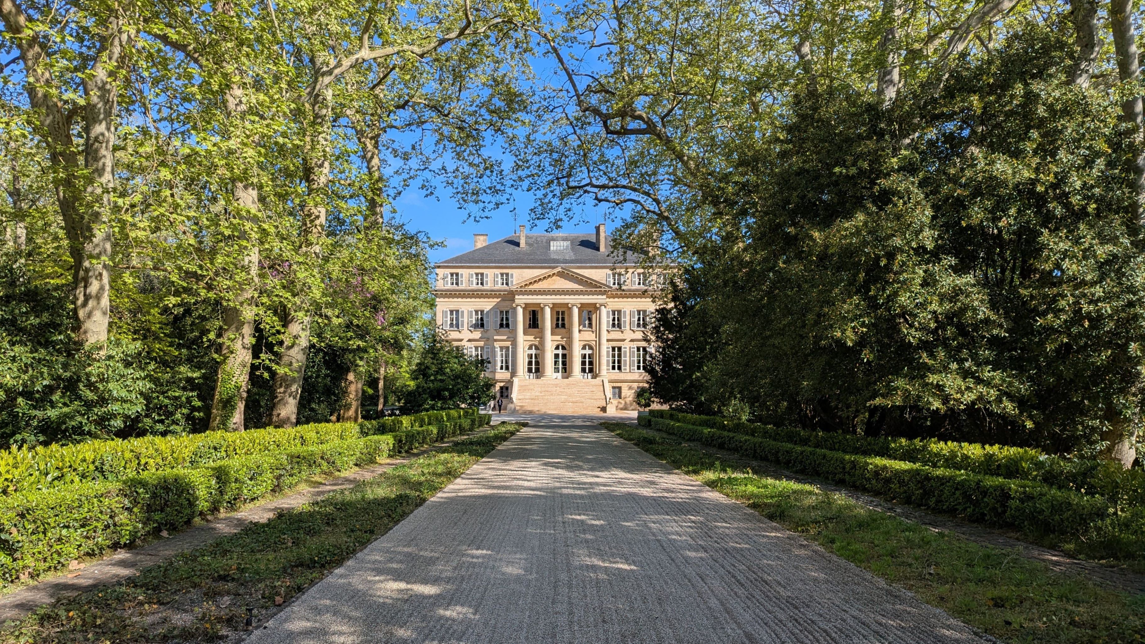 2024 Chateau Margaux releases with -23% discount - "one of the wines of the vintage"