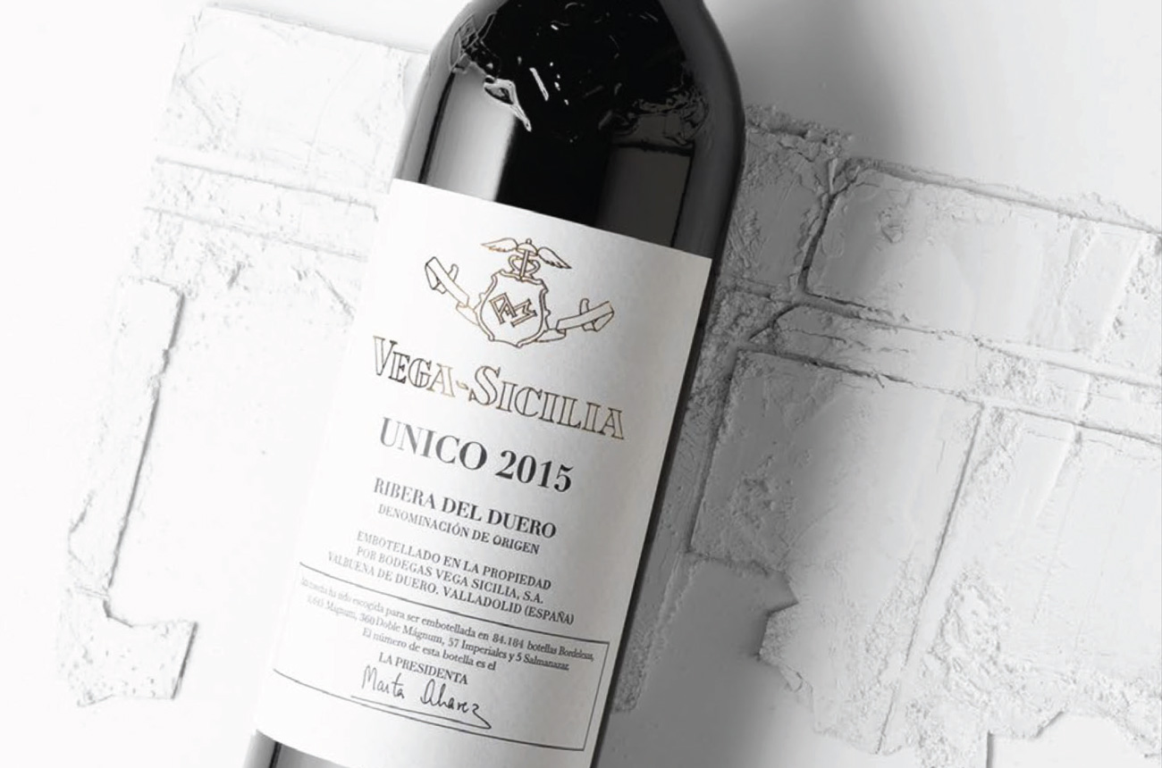 Score Upgrade! 100 Pointed Vega Sicilia Unico 2015