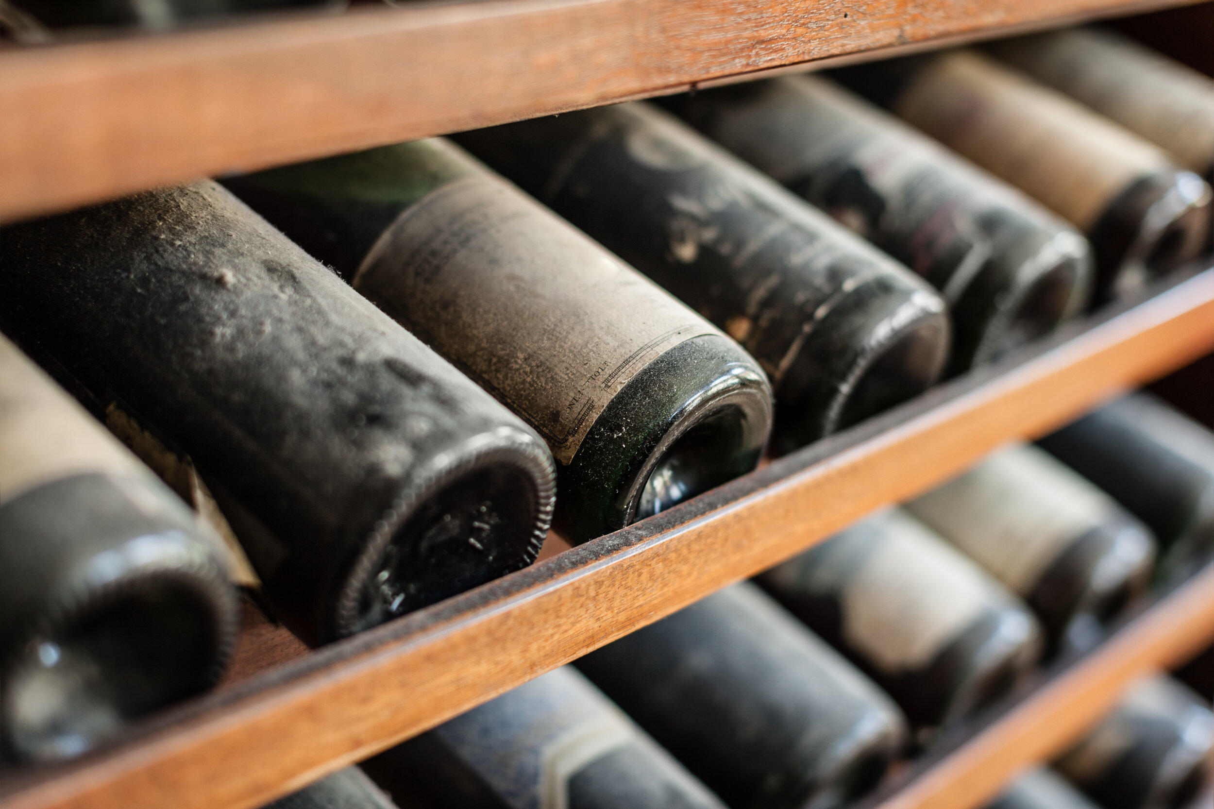 How to Store Bordeaux Wine for Ageing